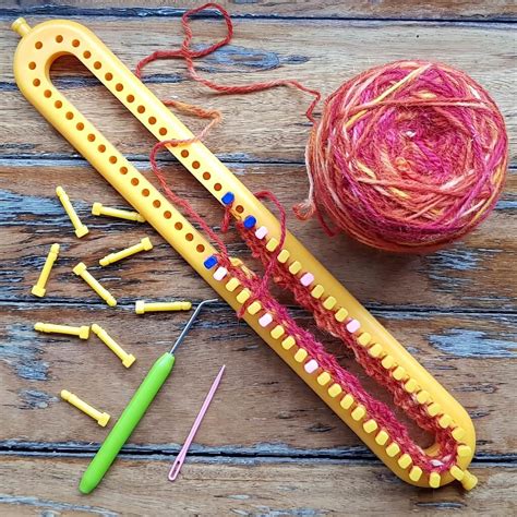 Knitting Loom Pegs