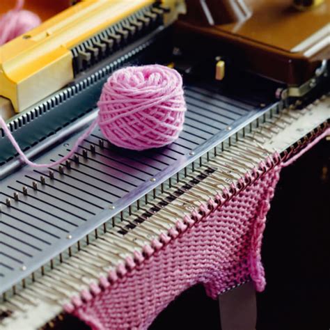 Knitting Machine And Yarn
