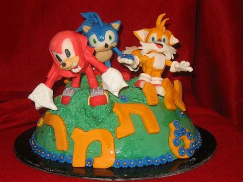 knuckles calling tails fudge cake