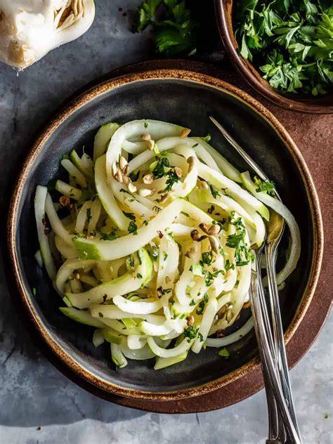 Kohlrabi Noodles