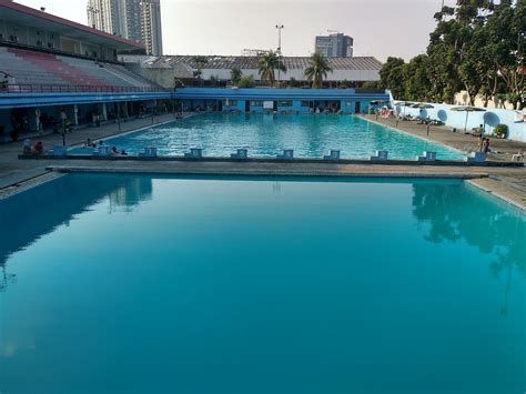 kolam renang jakarta selatan