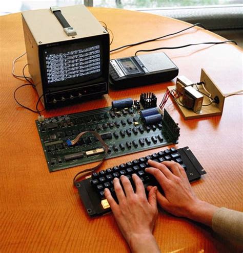 Komputer Pertama Yang Menggunakan Keyboard Dan Mouse Ditemukan Pada