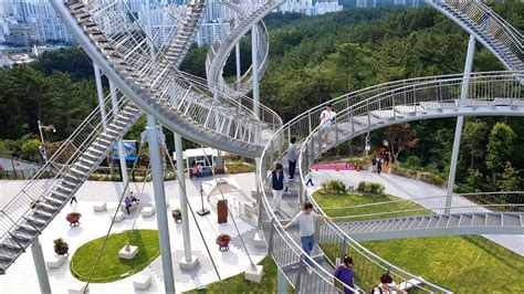 Space Walk This Walkable Roller Coaster in Korea is Making Waves on