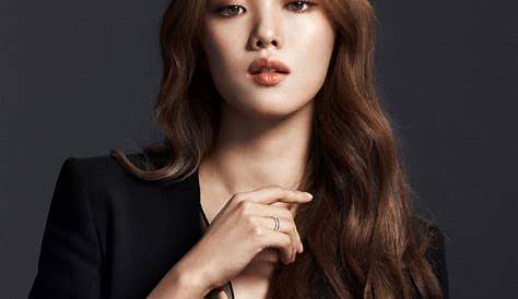 Lee Sung Kyung on Dating Rumors and Her Life as a Celebrity