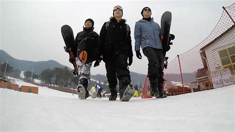 Trying Something New Snowboarding in Korea Rajnesh Sharma