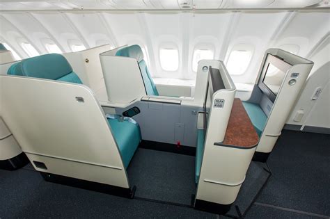 korean air 747 business class