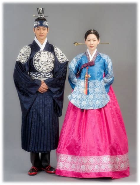 korean and japanese cultural wear
