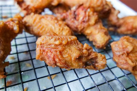 korean fried chicken wings calories