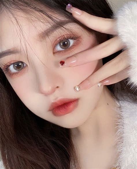 korean makeup look 2021
