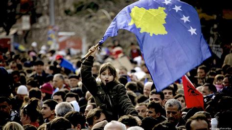 kosovo independence year