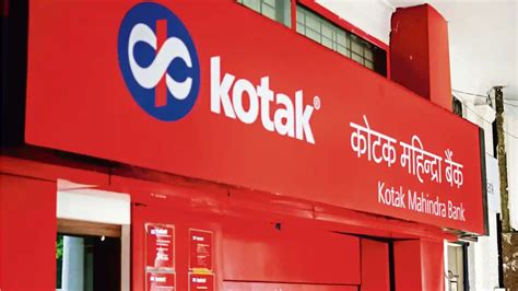 kotak bank latest news in hindi