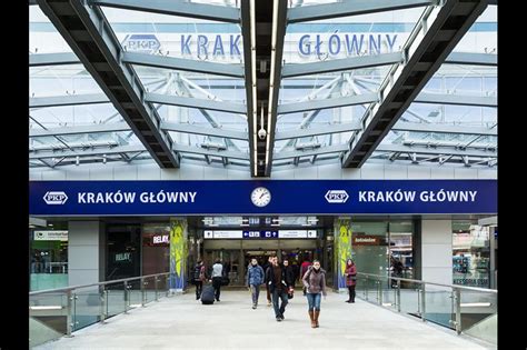 krakow glowny train station