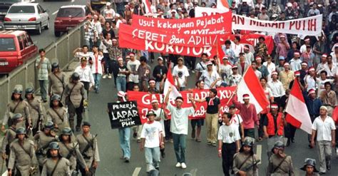 sejarah perkembangan nilai tukar rupiah sejak merdeka