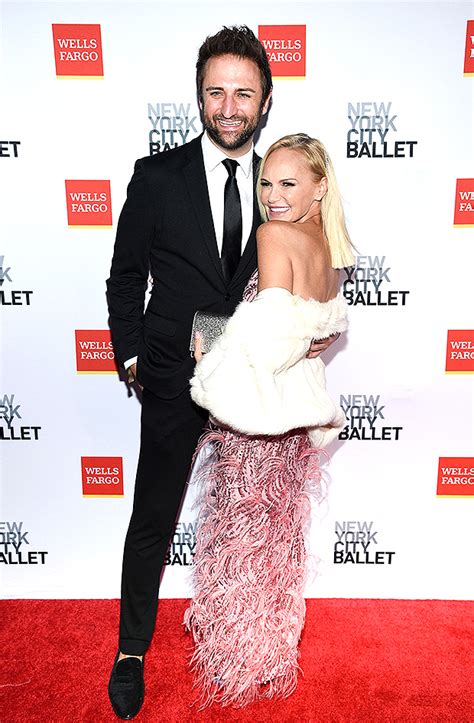 kristin chenoweth engaged