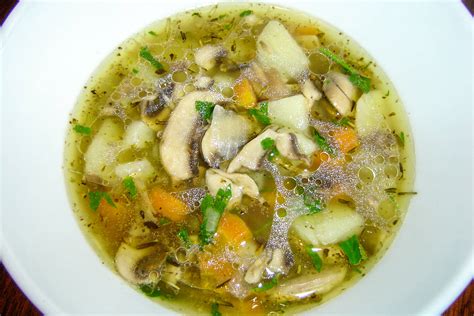 krompirjeva juha z mesom