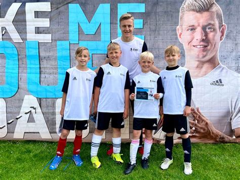 kroos academy