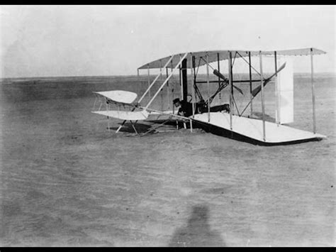 kto zbudował pierwszy samolot