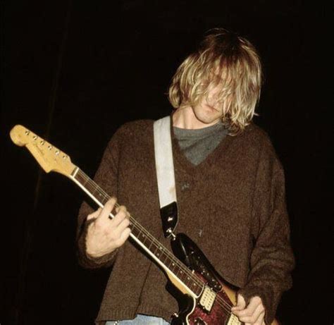 kurt cobain pfp