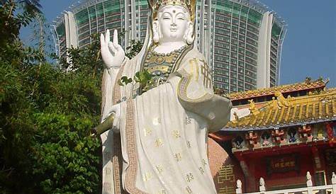Kuan Yin Temple, Repulse Bay, Hong Kong, sometimes you wonder about