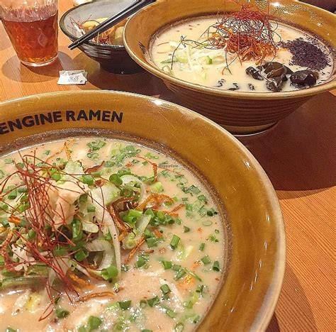 京都河原町で噂の行列店！エンジンラーメンの濃厚スープと穴場時間