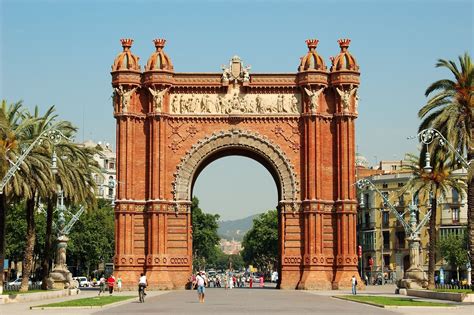 l'arc de triomphe barcelone