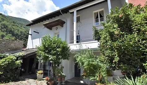 La Casa Del Nonno: villa that sleeps 4 people in 2 bedrooms, located in