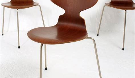 La Chaise Fourmi De Jacobsen D'Arne Pour Fritz Hansen 1950