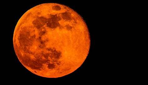 Photos. La spectaculaire pleine lune observée depuis le plateau d'Ecot