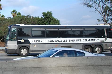 la county sheriff jail bus video