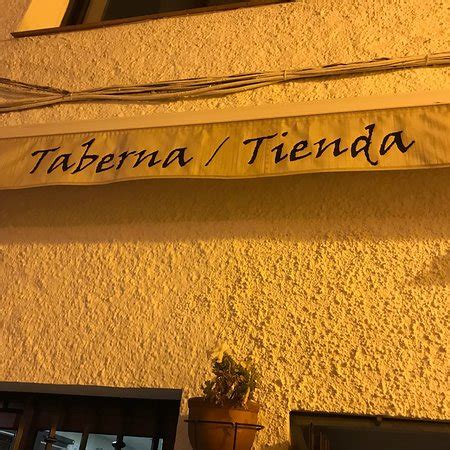 la esquina taberna tienda