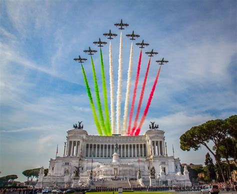 la festa della repubblica riassunto