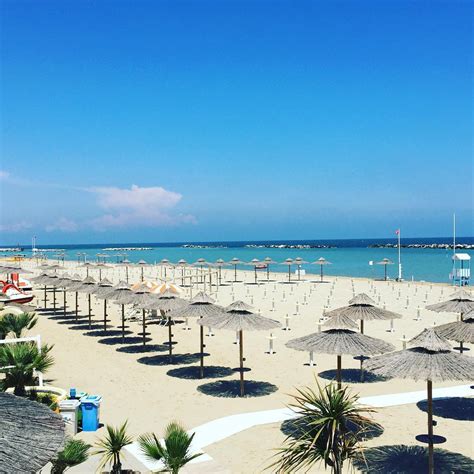 la grande spiaggia igea marina