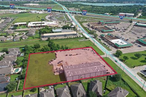 La Marque Property Search