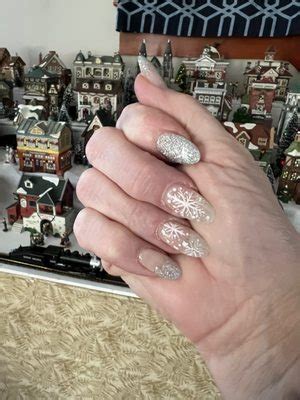 la nails yarmouth maine