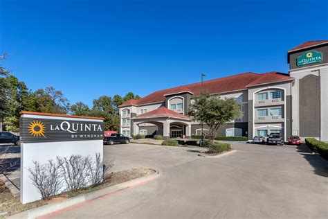 La Quinta Inn & Suites by Wyndham I20 Longview South Longview, TX Hotels