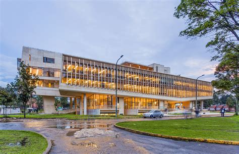 la universidad nacional de colombia