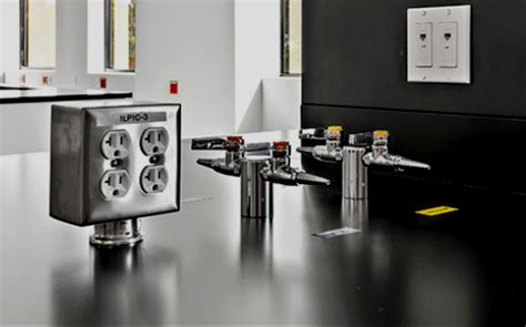 Lab Bench Receptacles