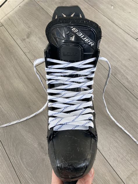 Lacing Inline Hockey Skates