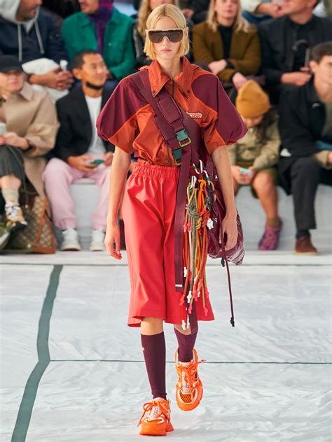 Lacoste Closing Time