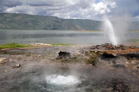 lake bogoria hot springs