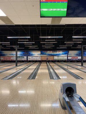 lake lanes bowling alley