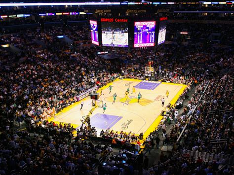 lakers vs suns game tonight