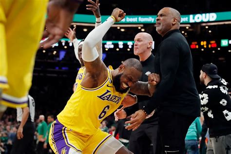 lakers whine