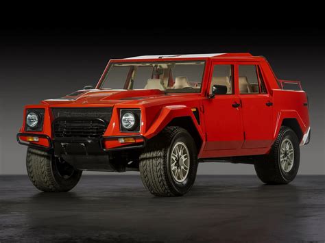 Lamborghini Suv Lm002