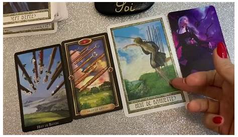 Voyance en ligne : La lame du tarot : La Justice dans la voyance est le