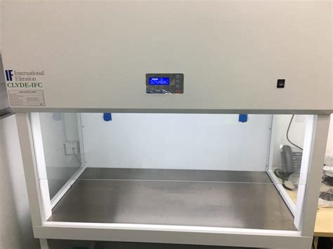 laminar air flow and biosafety cabinet