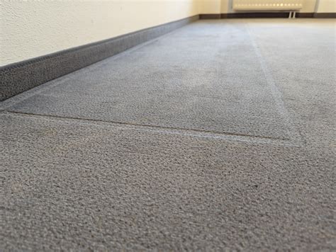 Teppich auf Laminat verlegen » So klappt's problemlos