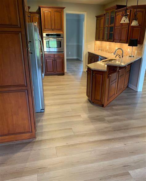 Laminate Flooring Installation Kitchen Under / Installing