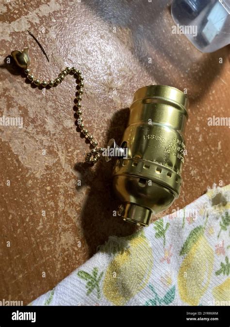 Lamp Socket Assembly