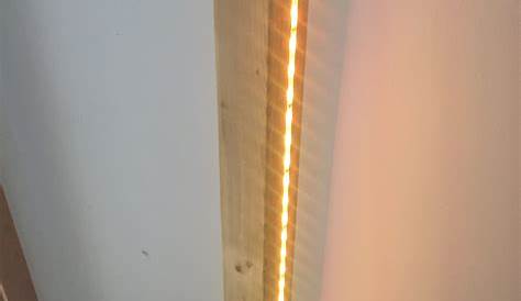 Stylische Küchenlampe mit LED Streifen und Holzbalken